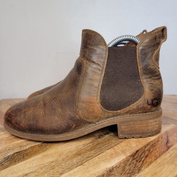 UGG Bonham Chelsea Ankle Boot Brown Leather Size 7 - Picture 1 of 11